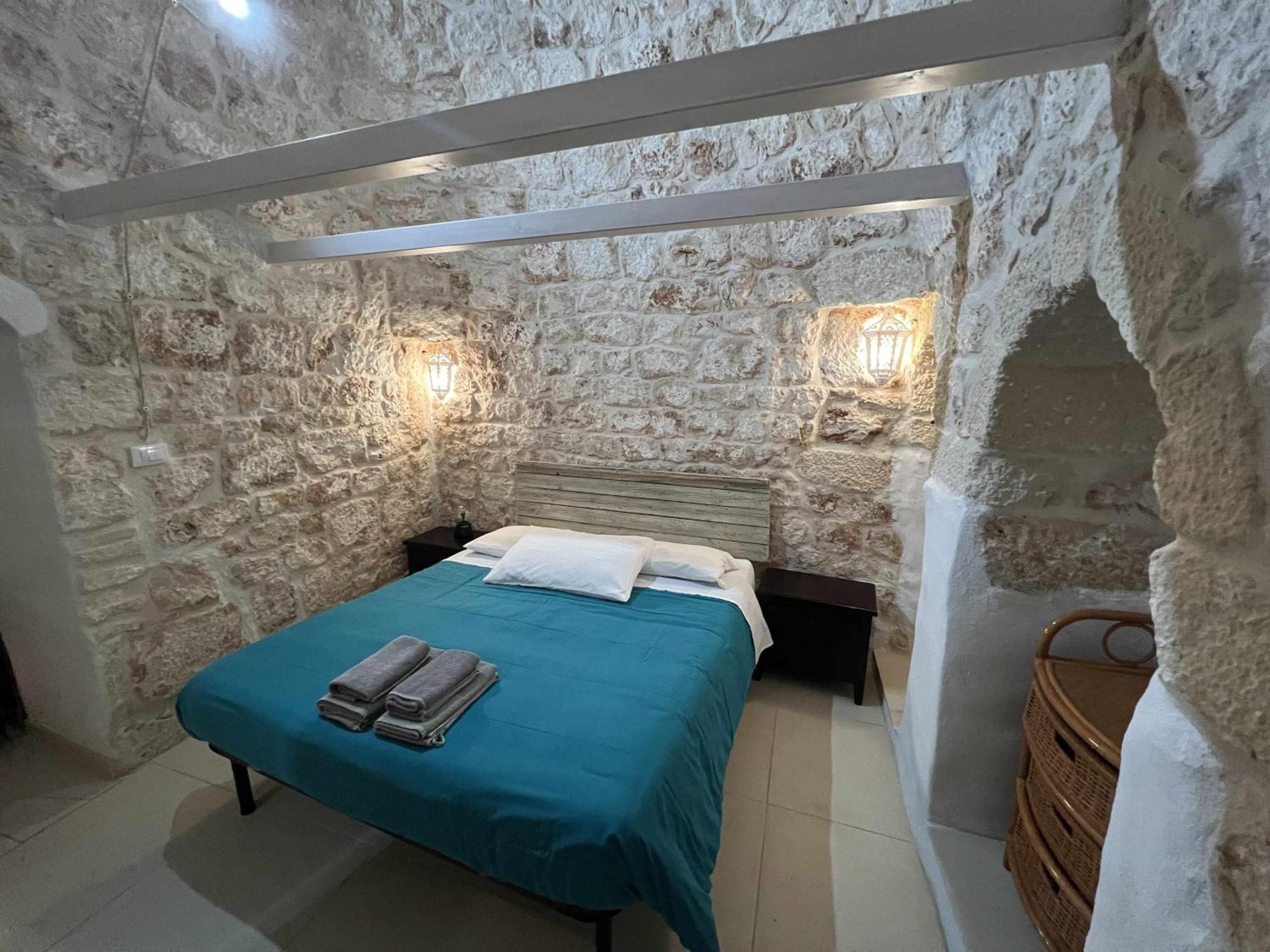 Lamia Tolla Trullo By Tripostuni Villa Exterior foto